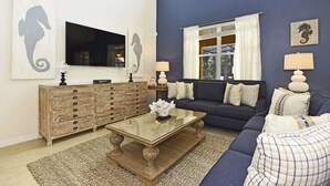 Unclassified image, 4 of 37, button - Watersong Resort Seven-bedroom (Davenport)