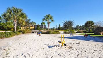 House, 6 Bedrooms | Beach