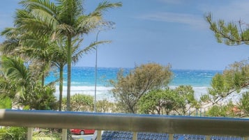 Apartamento conforto, 1 quarto, vista para o oceano | Vista do quarto