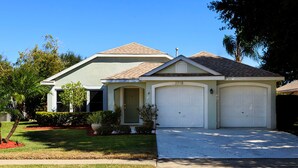 House, 3 Bedrooms | Front of property - Weston Hills Three-bedroom (Clermont)