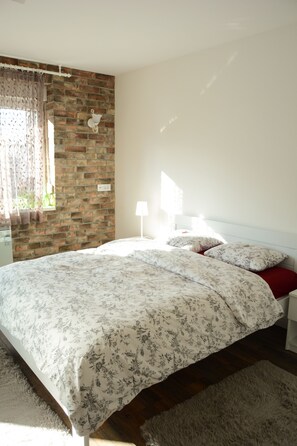 1 Schlafzimmer, Bügeleisen/Bügelbrett, Internetzugang, Bettwäsche