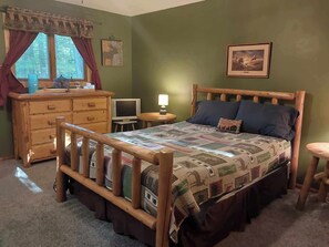 2 soverom, memory foam-senger, strykejern/-brett og wi-fi