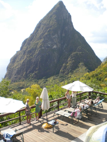 Sun West Villa, BonneVue - Sleeps 2 with Shared Pool and Caribbean View