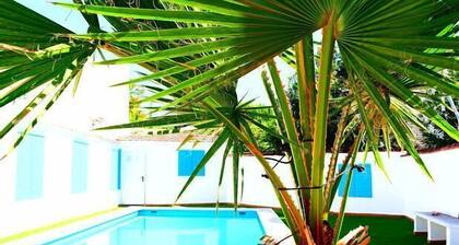 Rural house near Granada. Private pool, barbecue and fireplace.