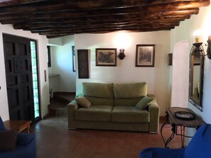 TV, fireplace - Rural house near Granada. Private pool, barbecue and fireplace.  (Pinos Puente)