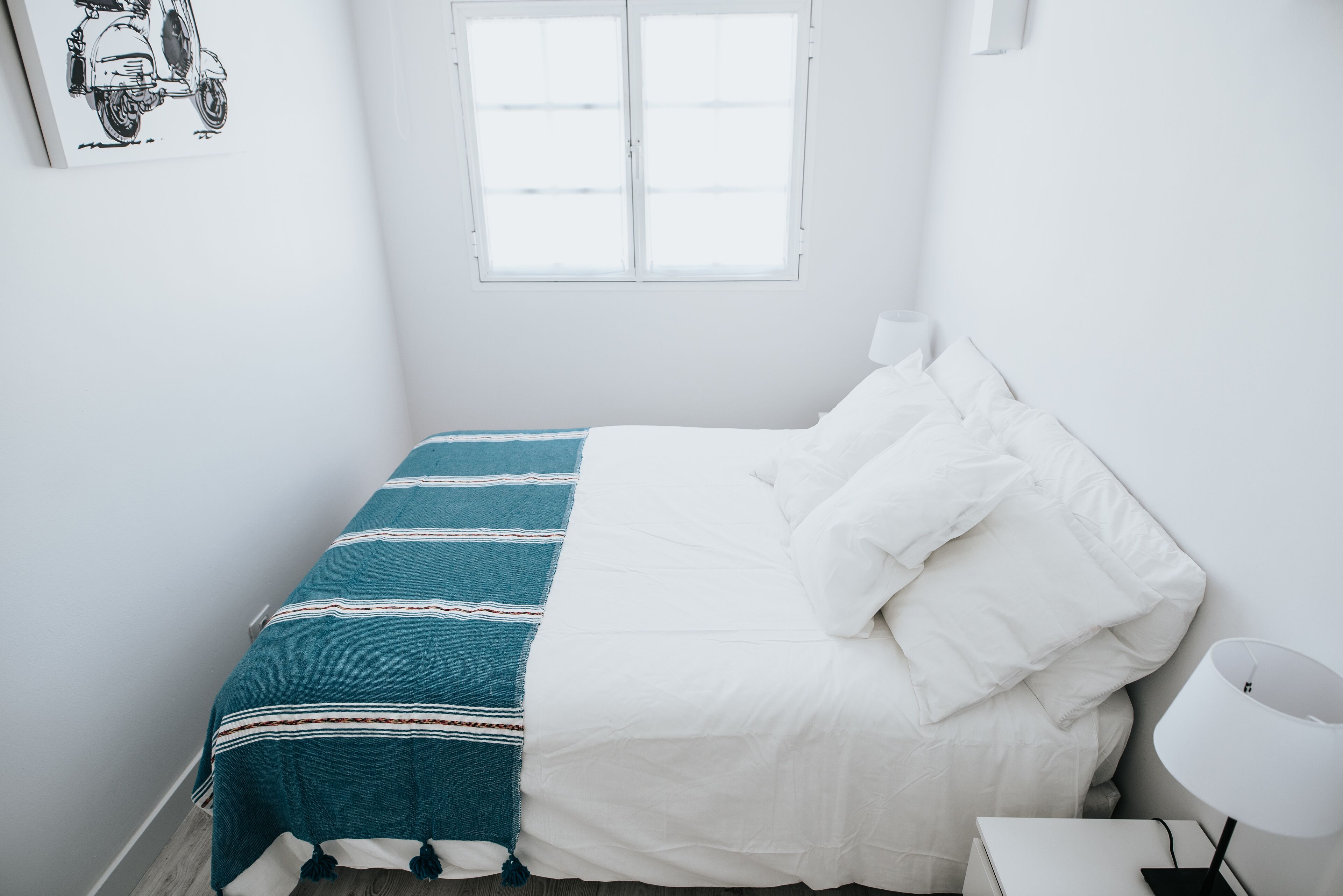 3 slaapkamers, een strijkplank/strijkijzer, reisbedje, gratis wifi