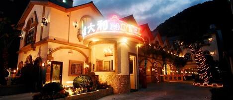 Front of property – evening/night