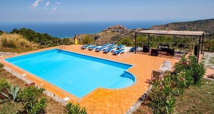 Privatvilla mit Pool und Blick über die Hügel Siziliens - LA COLLINA DEI NEBRODI