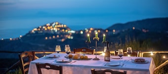 Privat villa med pool og udsigt over bjergene på Sicilien LA COLLINA DEI NEBRODI