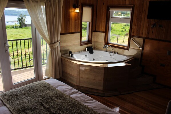 Bureau, Wi-Fi gratuit, draps fournis