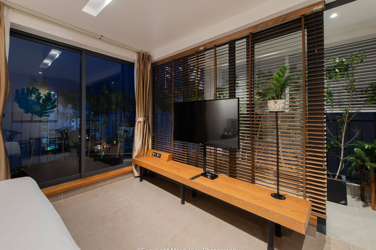 deluxe double room, city view | view from room