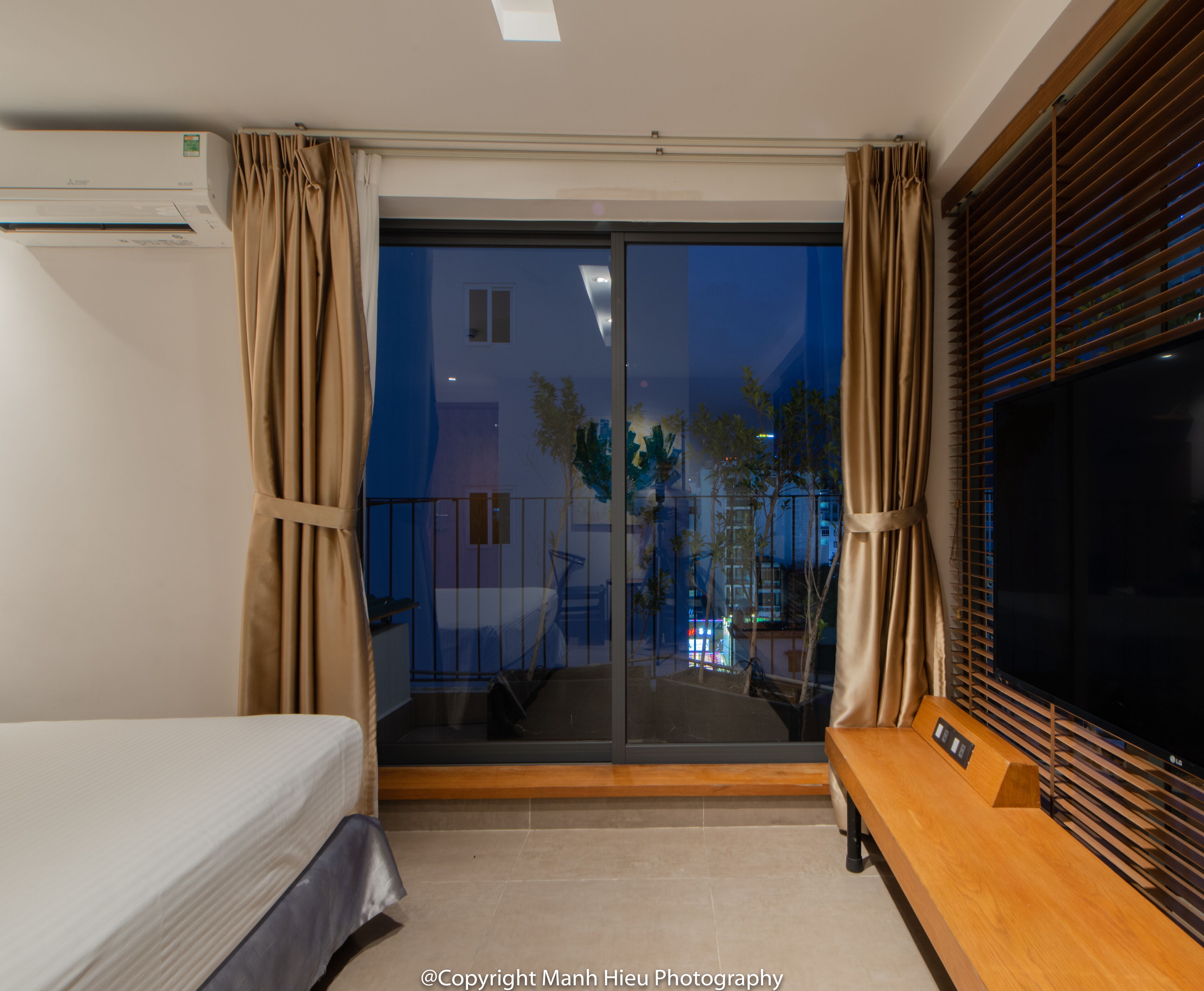 deluxe double room, city view | view from room