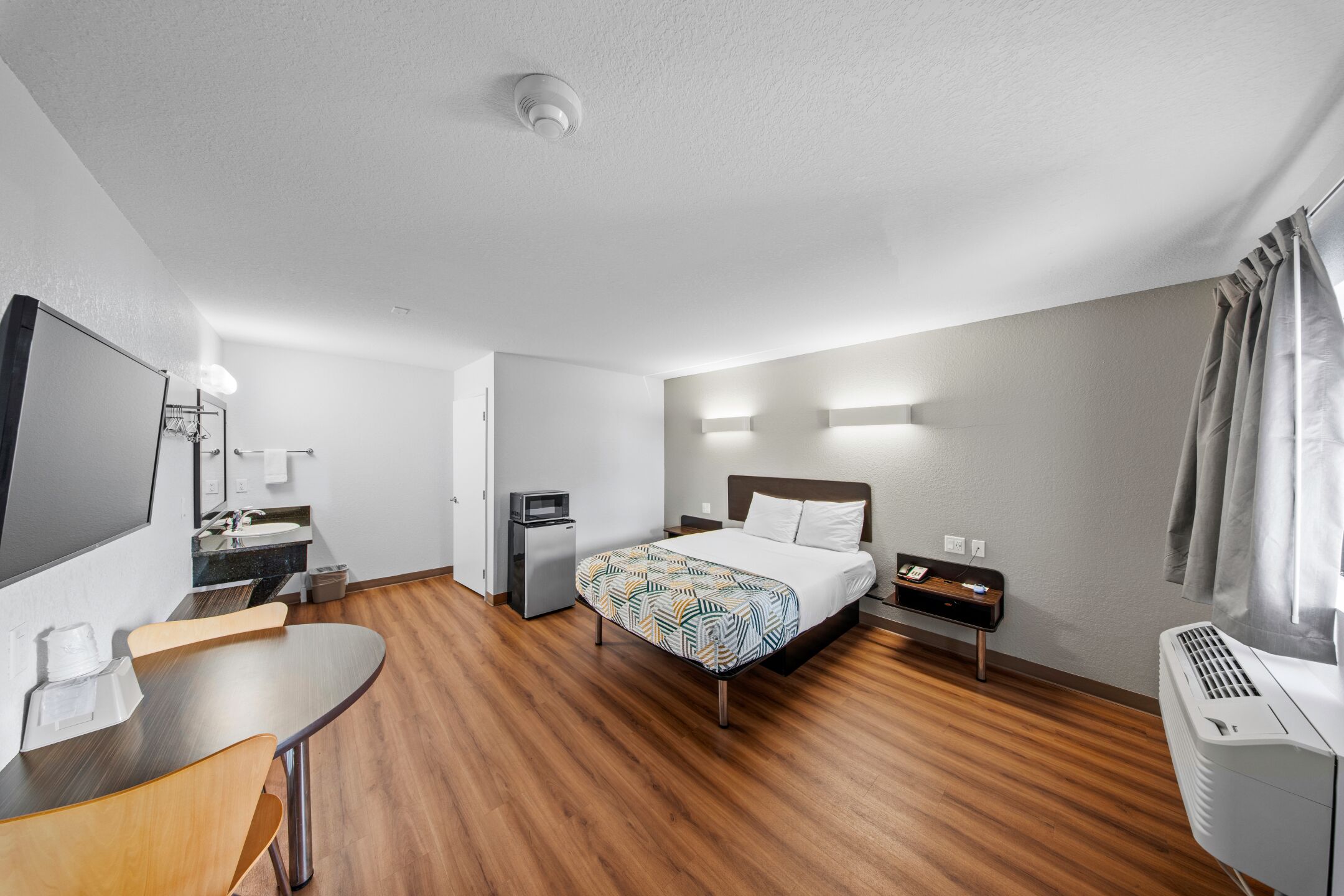 Wifi gratis y ropa de cama