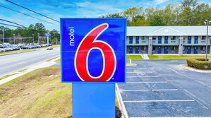 Exterior - Motel 6 Moultrie, GA (Moultrie)