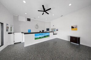 ด้านหน้าที่พัก