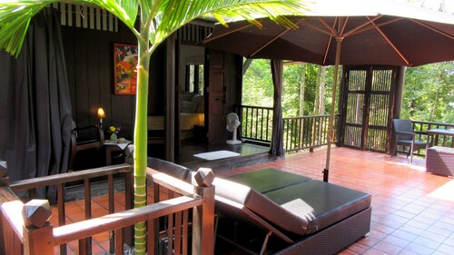 Samui Hideawa B & B "in the cool forest but minutes from the sea"