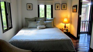 1 chambre, fer et planche à repasser, accès Internet, draps fournis