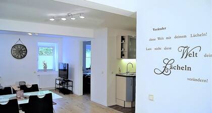 Neue gemütliche 60qm Wohnung, Nähe Europa-Park,Straßburg und Schwarzwald
