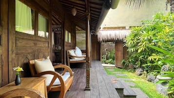 Bungalow Tradisional, 1 Tempat Tidur Queen, Bebas Asap Rokok | Teras/patio