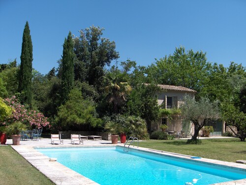 Provence Alpilles in Eygalières Small authentic Mas for 2 people