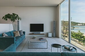 Villa - havudsigt - ved stranden | Opholdsområde | Fladskærms-tv
