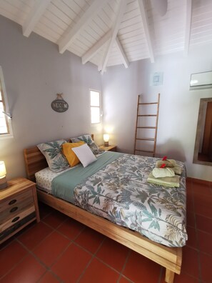 3 chambres, coffre-fort, fer et planche à repasser