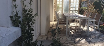 ¡Apartamento con terraza + jardín, 3 dormitorios a 200 metros de la playa de Foncillon!