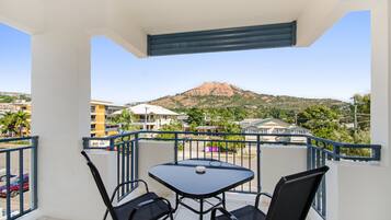 One Bedroom Apartment  | Desk, soundproofing, iron/ironing board, cribs/infant beds