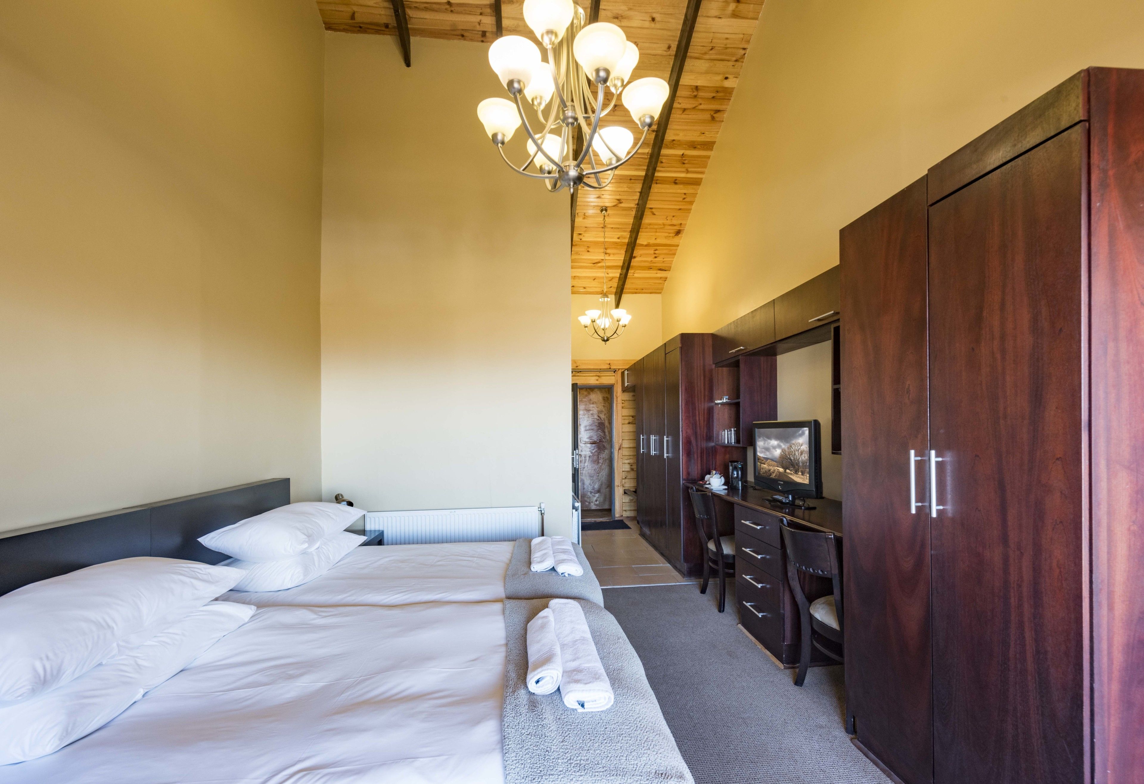 Classic Chalet, 1 Bedroom, Valley View, Mountainside | 2 bedrooms