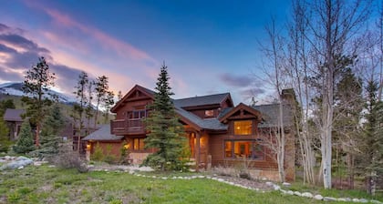 Privater Whirlpool, Trockensauna, 15 Minuten zu Kupfer, auf Rad- und Wanderwegen