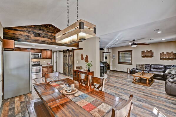 Interior - Simply Amazing....Remodeled Cabin with Strawberry's Largest Deck, Dog Friendly (Pine)