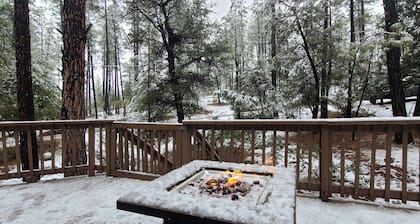 Simply Amazing....Remodeled Cabin with Strawberry's Largest Deck, Dog Friendly