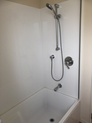 Dusche im Bad