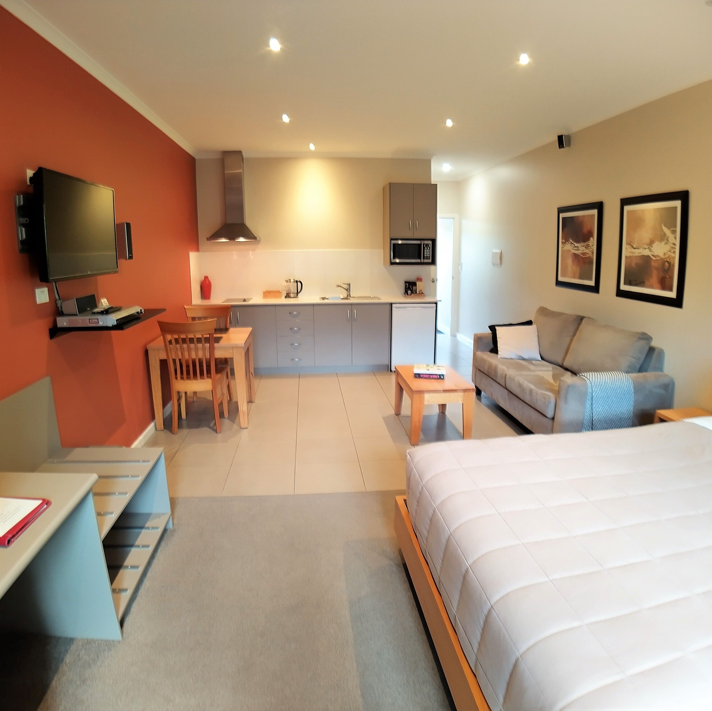 luxury studio, 1 queen bed, accessible, non smoking | 2 bedrooms, minibar, individually decorated, individually furnished