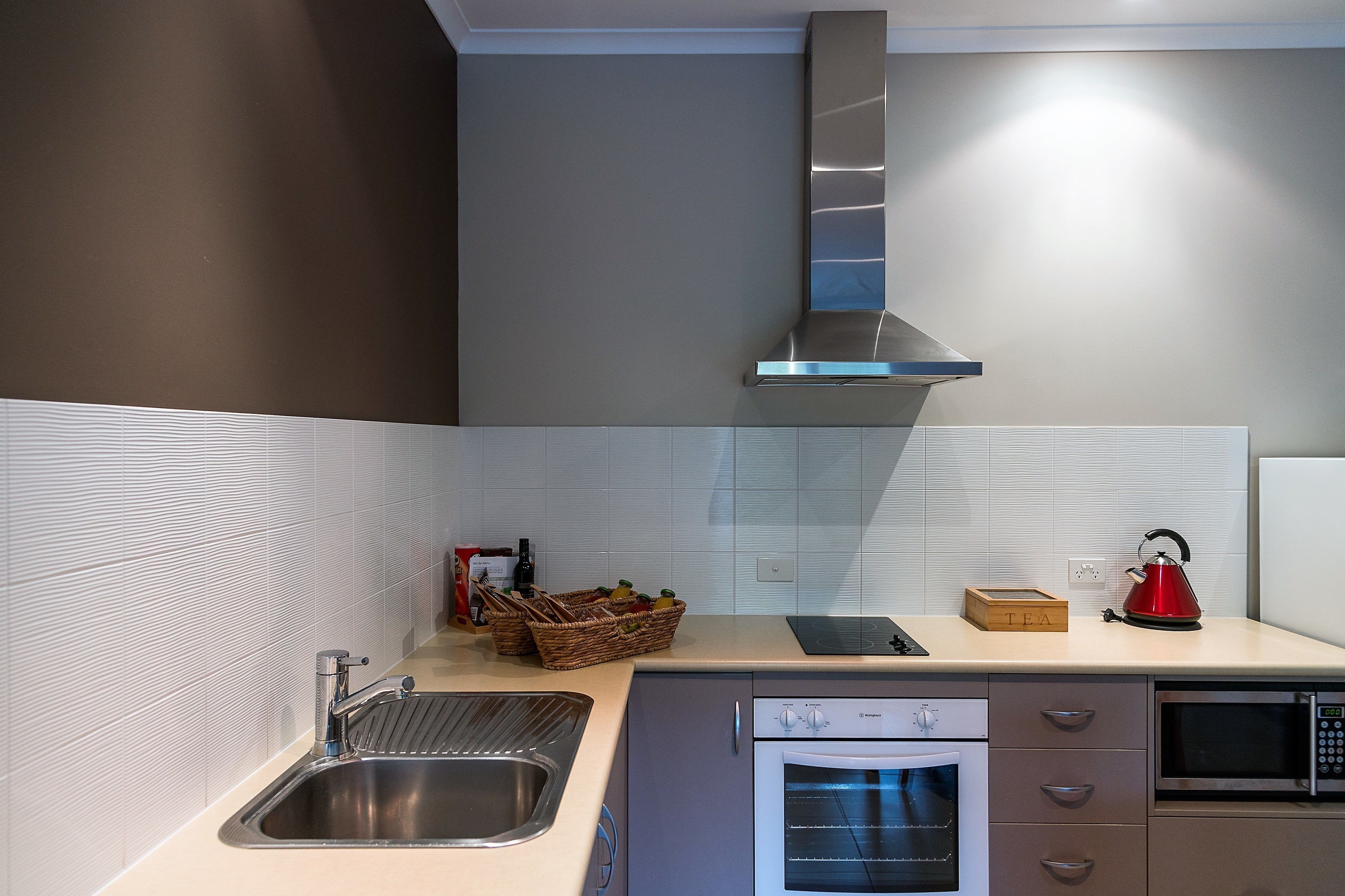 luxury apartment, 1 queen bed with sofa bed | 2 bedrooms, minibar, individually decorated, individually furnished