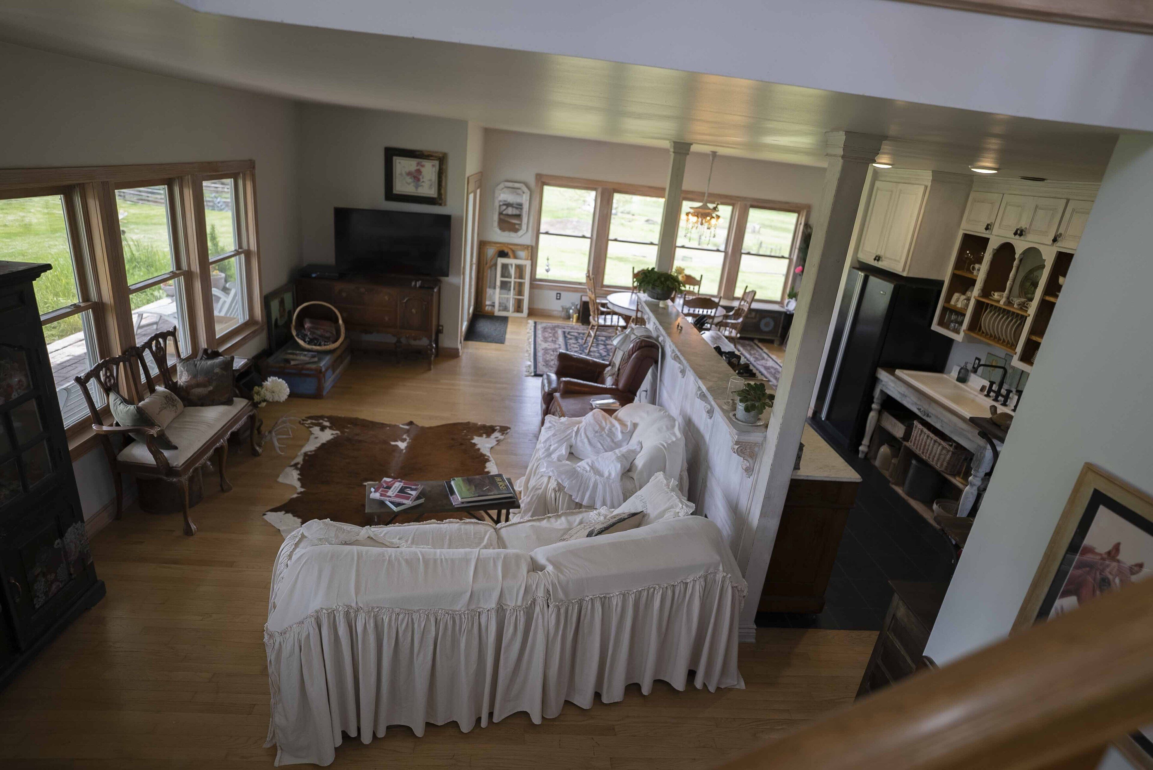 Smart TV, reproductor de DVD y libros 