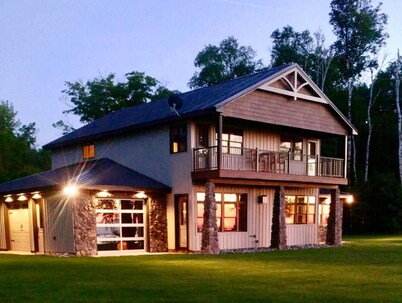 The Ridge ! New Home, Amazing View, Perfect Location! With Room For Everyone !

