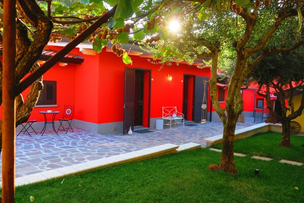 Courtyard - CaMé (Alzano Lombardo)