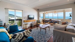 Premier Apartment, 2 Bedrooms | Living room