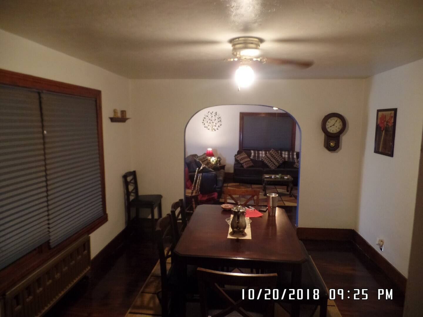M / C suite; 1500 sq ft 3 bedroom upper flat 