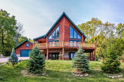 Brand New Cabin For Getaway Vacation - 1 Mile From Devil's Lake And Close Dells