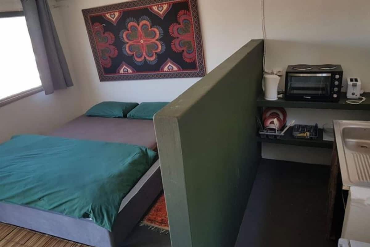 Premium bedding, bed sheets