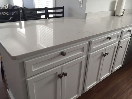 Apartment 201 · Campus Access, Downtown delight on Restaurant Row