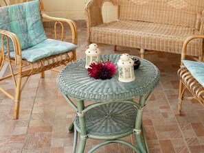Apartemen Deluks | Teras/patio