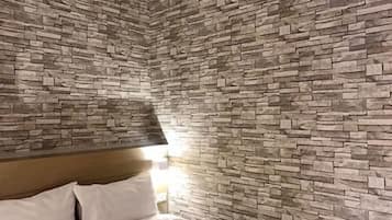 Standard Double Room, Non Smoking | Desk, soundproofing, free WiFi, bed sheets