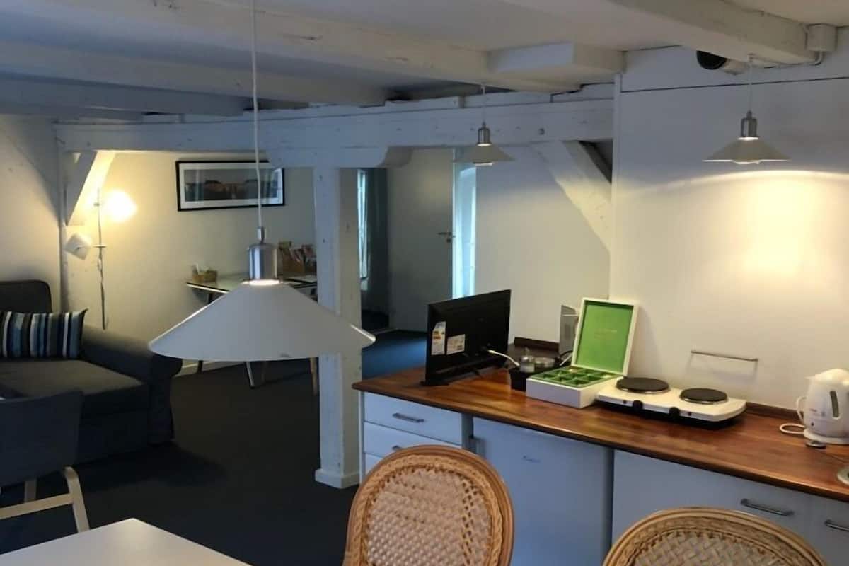 Private kitchenette