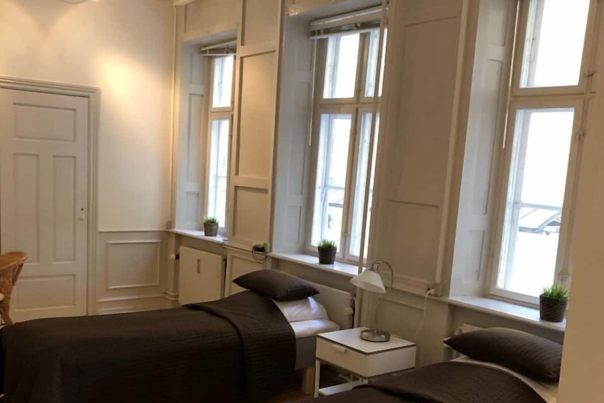 Desk, iron/ironing board, free WiFi, bed sheets