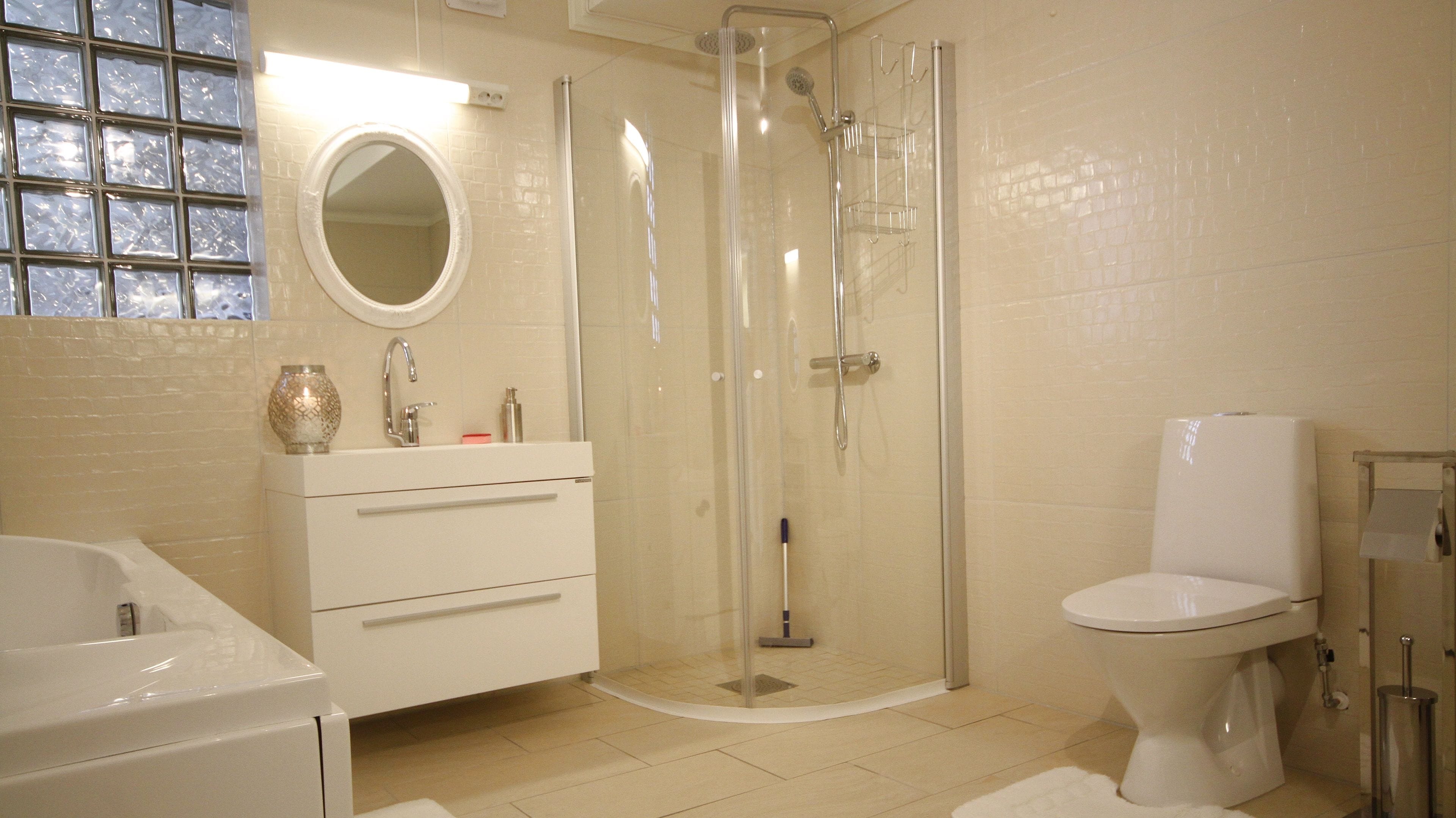 free toiletries, hair dryer, towels