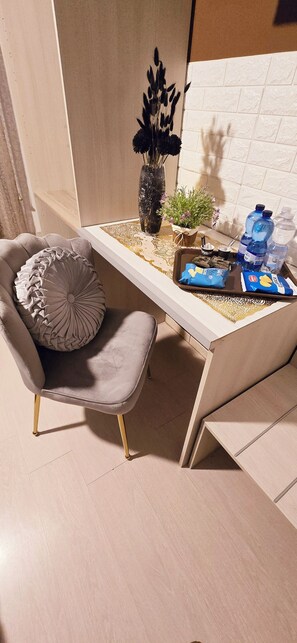 Chambre Double Confort, salle de bains privée | Draps en coton égyptien, literie de qualité supérieure