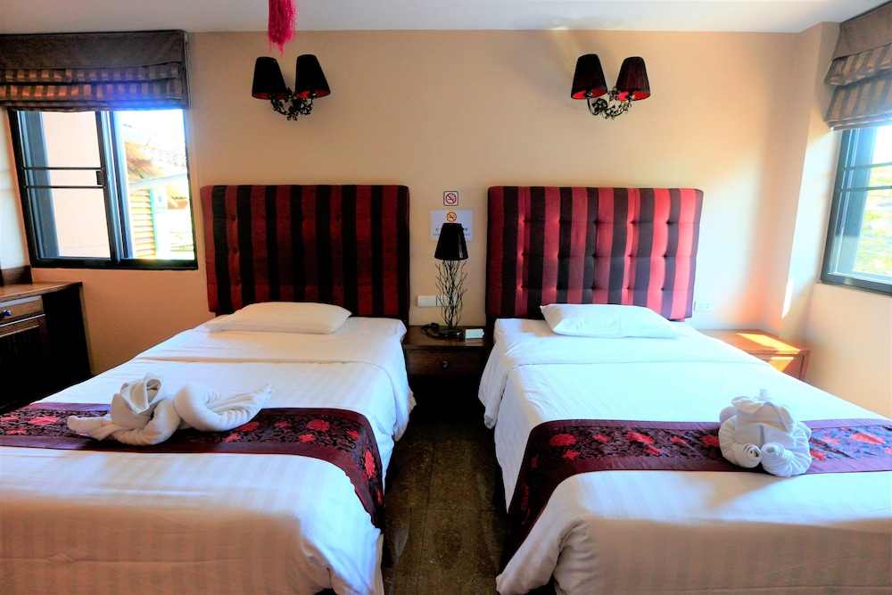 At Home At Chiang Mai by null